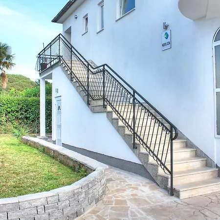 Nebuloza Apartment