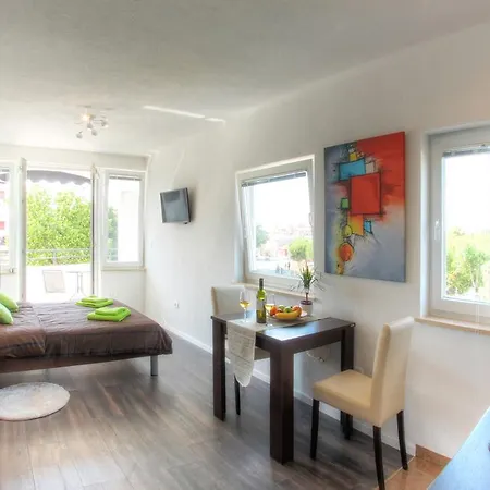 Apartment Nebuloza