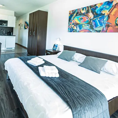 Nebuloza Apartments Rovinj With Balcony