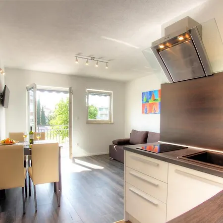 Nebuloza 아파트 *