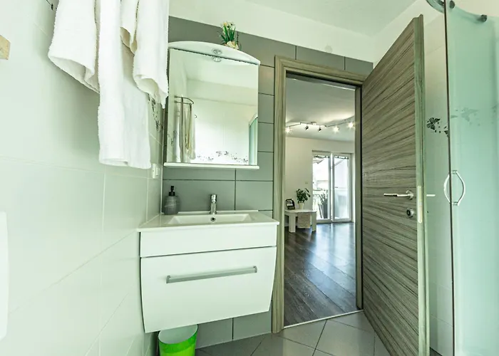 Apartman Nebuloza Apartments Rovinj With Balcony *